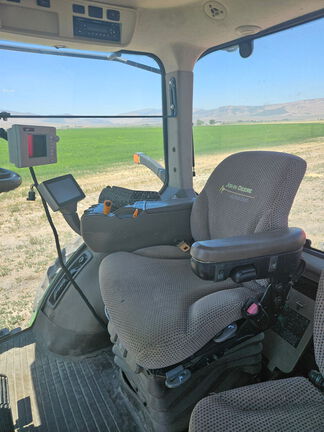 2012 John Deere 7200R Tractor
