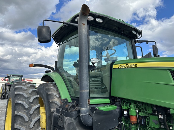 2012 John Deere 7200R Tractor