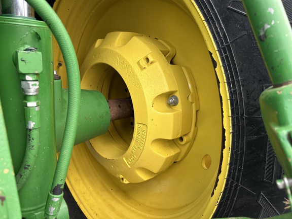 2012 John Deere 7200R Tractor