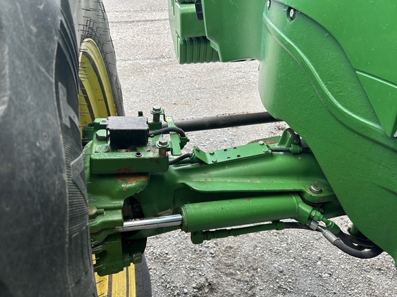 2012 John Deere 7200R Tractor