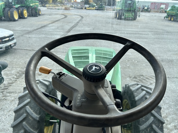 2012 John Deere 7200R Tractor