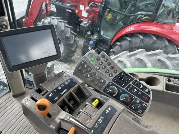 2012 John Deere 7200R Tractor