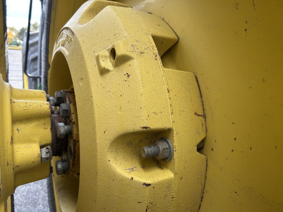 2012 John Deere 7200R Tractor