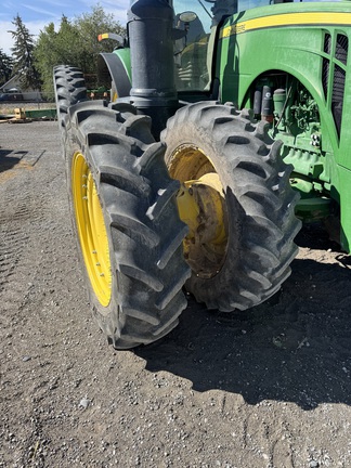 2016 John Deere 8320R Tractor