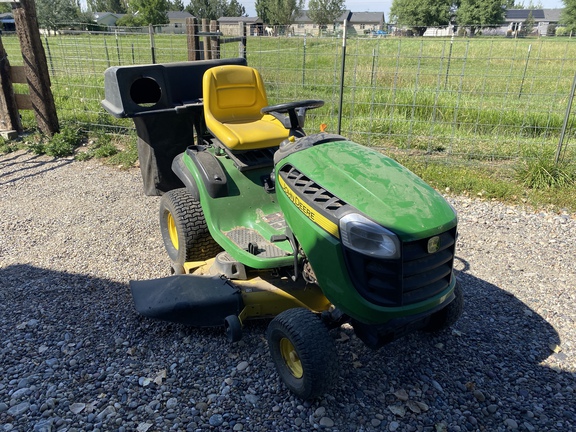 2012 John Deere D140 Garden Tractor