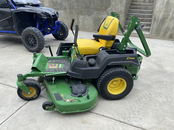2023 John Deere Z530M Mower/Zero Turn