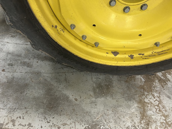 2014 John Deere 8370R Tractor