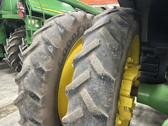 2014 John Deere 8370R Tractor