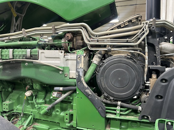 2014 John Deere 8370R Tractor