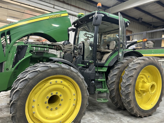2014 John Deere 8370R Tractor