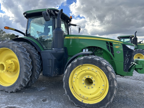 2014 John Deere 8370R Tractor
