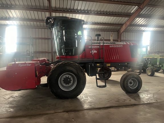 2018 Massey Ferguson WR9980 Windrower