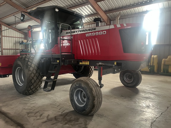 2018 Massey Ferguson WR9980 Windrower