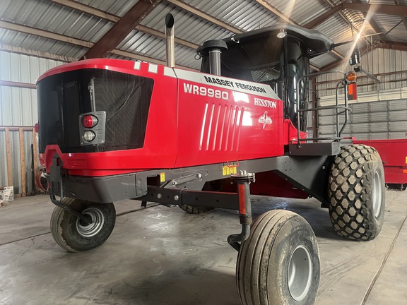 2018 Massey Ferguson WR9980 Windrower