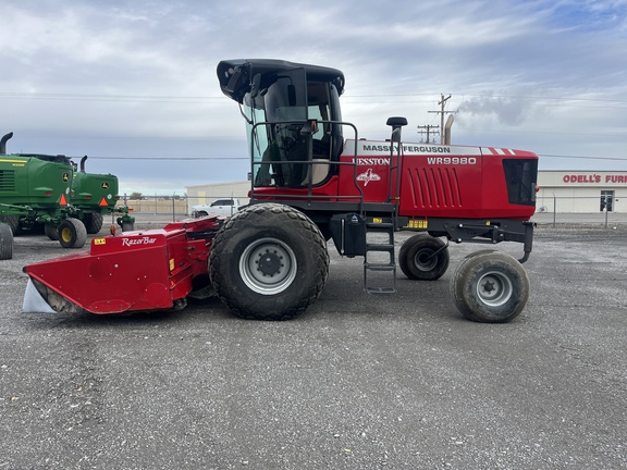 2018 Massey Ferguson WR9980 Windrower