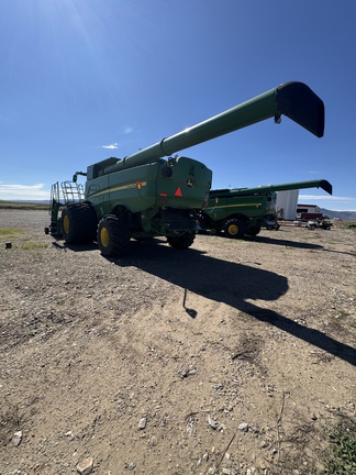 2022 John Deere S780 Combine