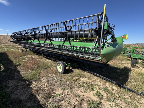 2021 John Deere 735D Header Combine