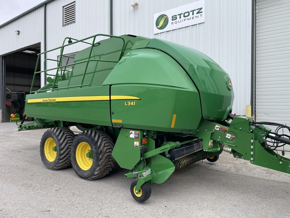 2022 John Deere L341 Baler/Big Square