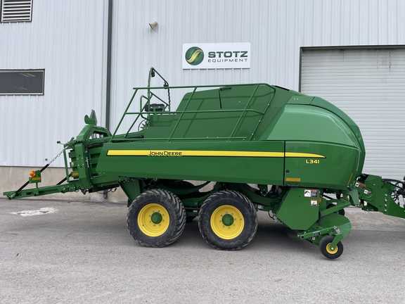 2022 John Deere L341 Baler/Big Square