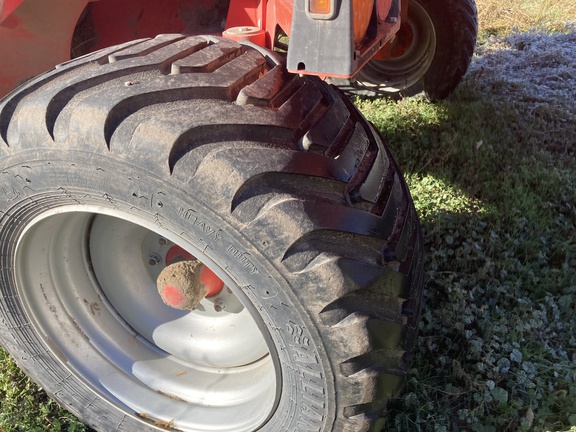 2016 Kuhn Merge Max MM 700 Hay Merger