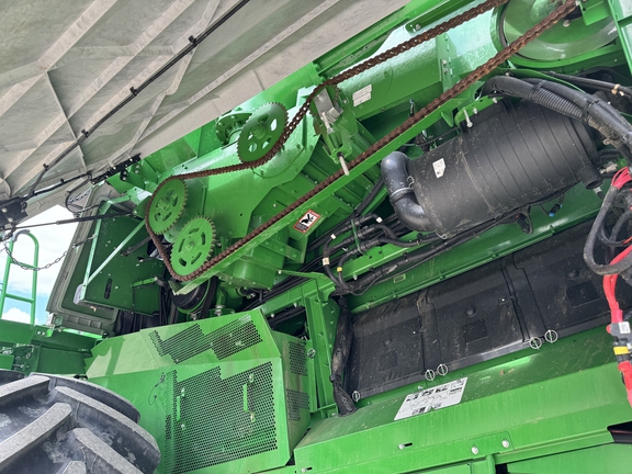 2022 John Deere S780 Combine