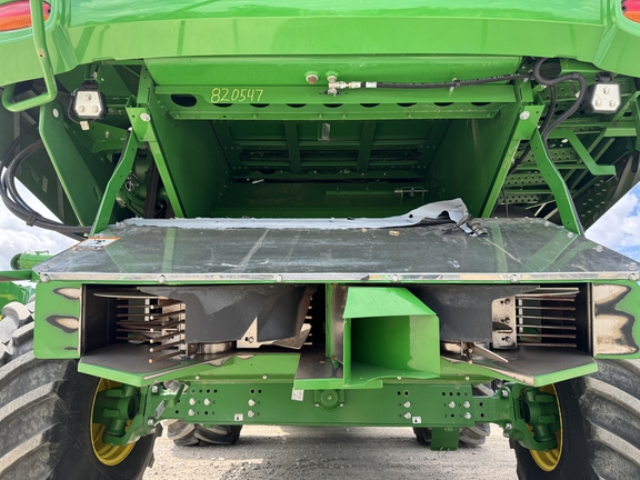 2022 John Deere S780 Combine