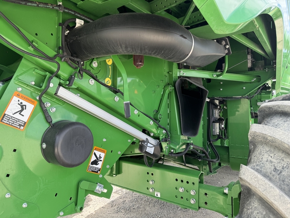 2022 John Deere S780 Combine