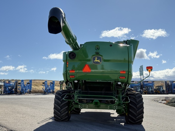 2023 John Deere S780 Combine