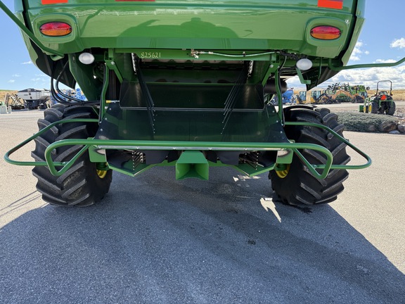 2023 John Deere S780 Combine