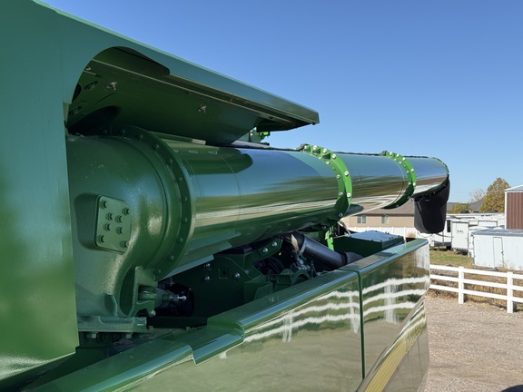 2023 John Deere S780 Combine