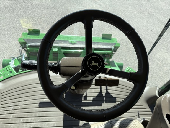 2023 John Deere S780 Combine