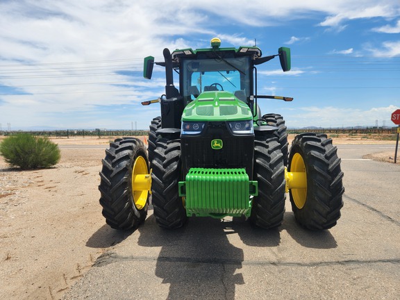 2022 John Deere 8R 340 Tractor