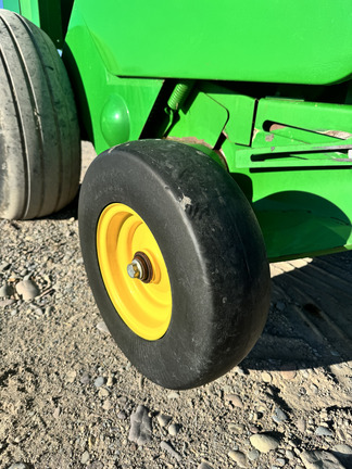 2015 John Deere 569 Baler/Round