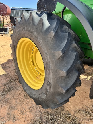 2012 John Deere 7215R Tractor