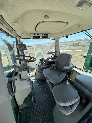 2012 John Deere 7215R Tractor