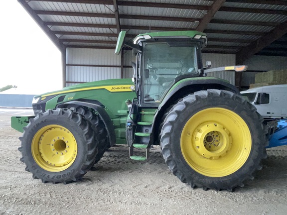 2021 John Deere 8R 370 Tractor