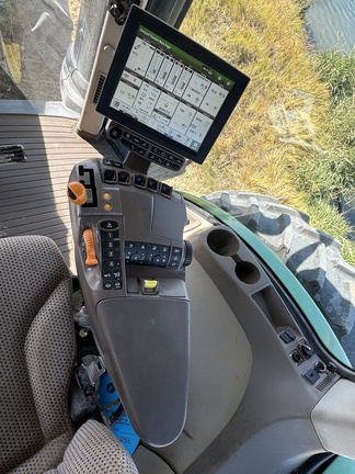 2019 John Deere 8270R Tractor