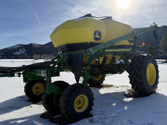 2009 John Deere 1910 Air Seeder