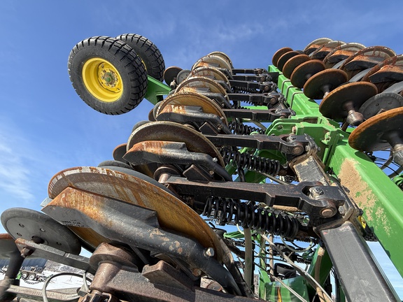 2009 John Deere 1910 Air Seeder