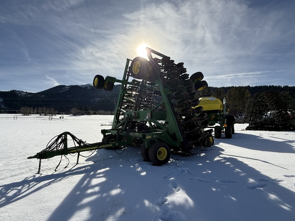 2009 John Deere 1910 Air Seeder