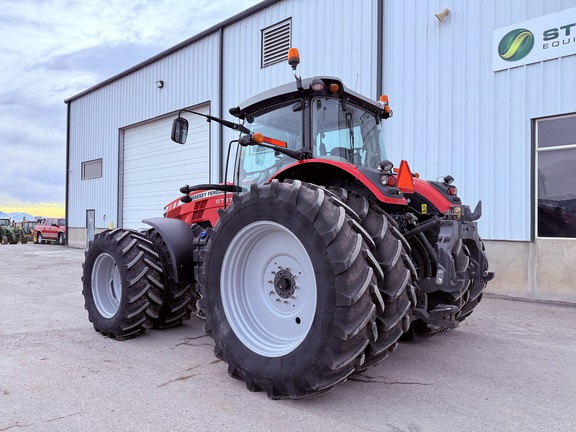 2015 Massey Ferguson 8737 Tractor