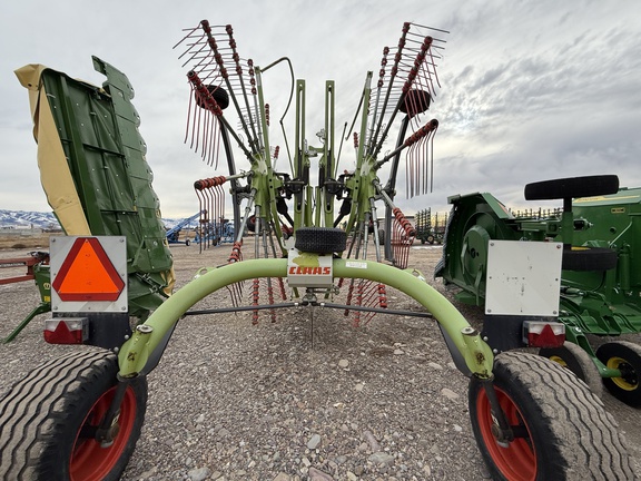 CLAAS Liner 2900 Rake