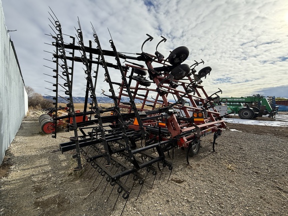 Case IH Tigermate II Field Cultivator