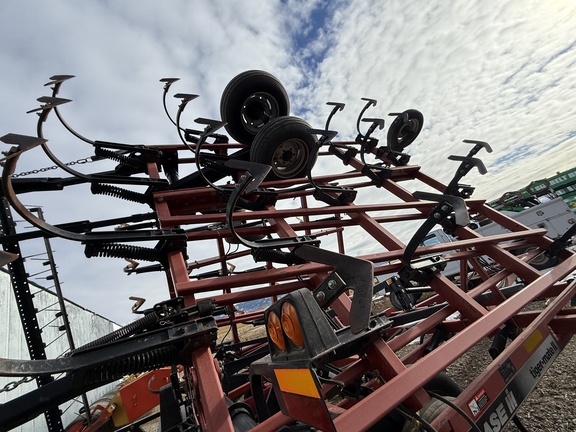 Case IH Tigermate II Field Cultivator