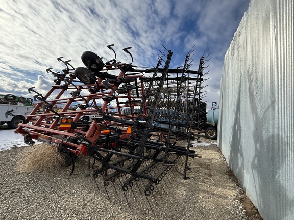 Case IH Tigermate II Field Cultivator