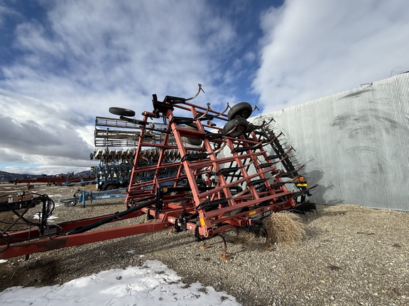 Case IH Tigermate II Field Cultivator