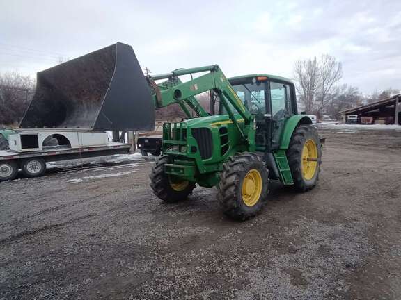 2009 John Deere 7130 Tractor