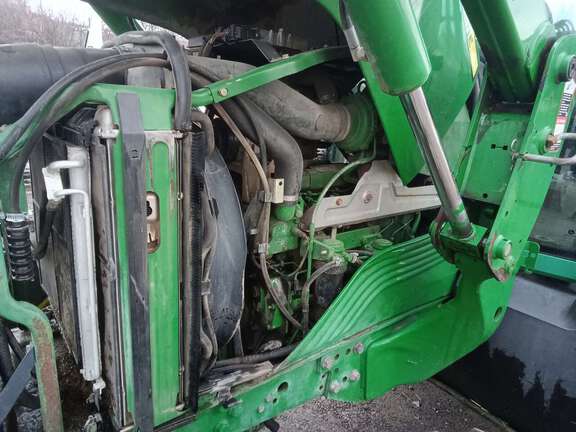 2009 John Deere 7130 Tractor