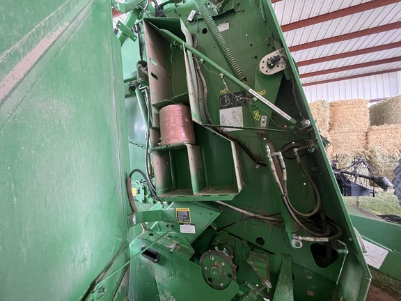 2015 John Deere 469 Baler/Round