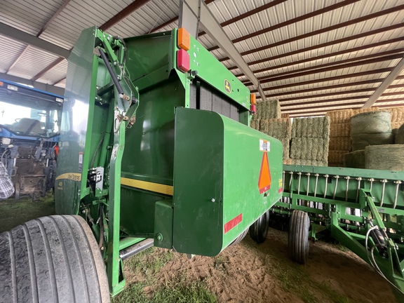 2015 John Deere 469 Baler/Round